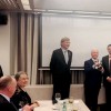 Erkki Toivakka, ”Nordisk Mästare” flankerad av Claes Arnrup och Lars-Olow Carlsson från Postiljonen. Längst till vänster syns Chris King, juryns ordförande.