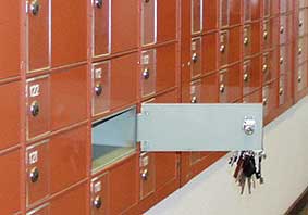 010227-postboxar-10x7-pb