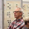 Christer Karlsson studerade exponaten