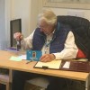 Lars-Olof Blomberg redo för stämpling